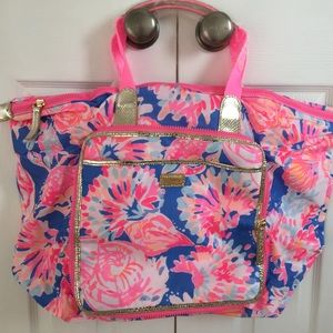 SOLD Lilly Pulitzer Wanderlust Packable Travel Bag